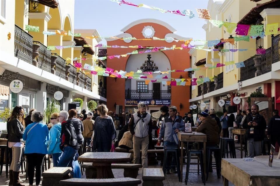 Los Algodones Street